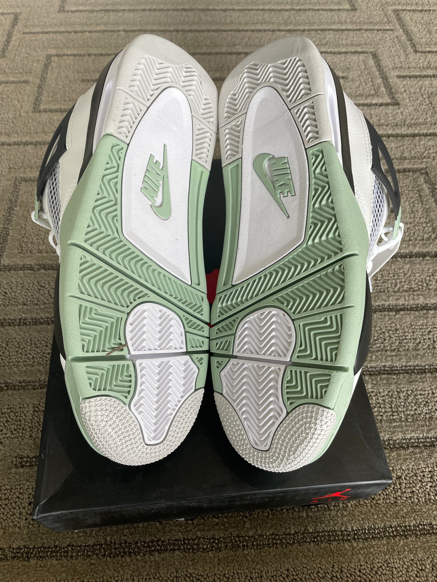 Men’s Seafoam Sneakers size 10