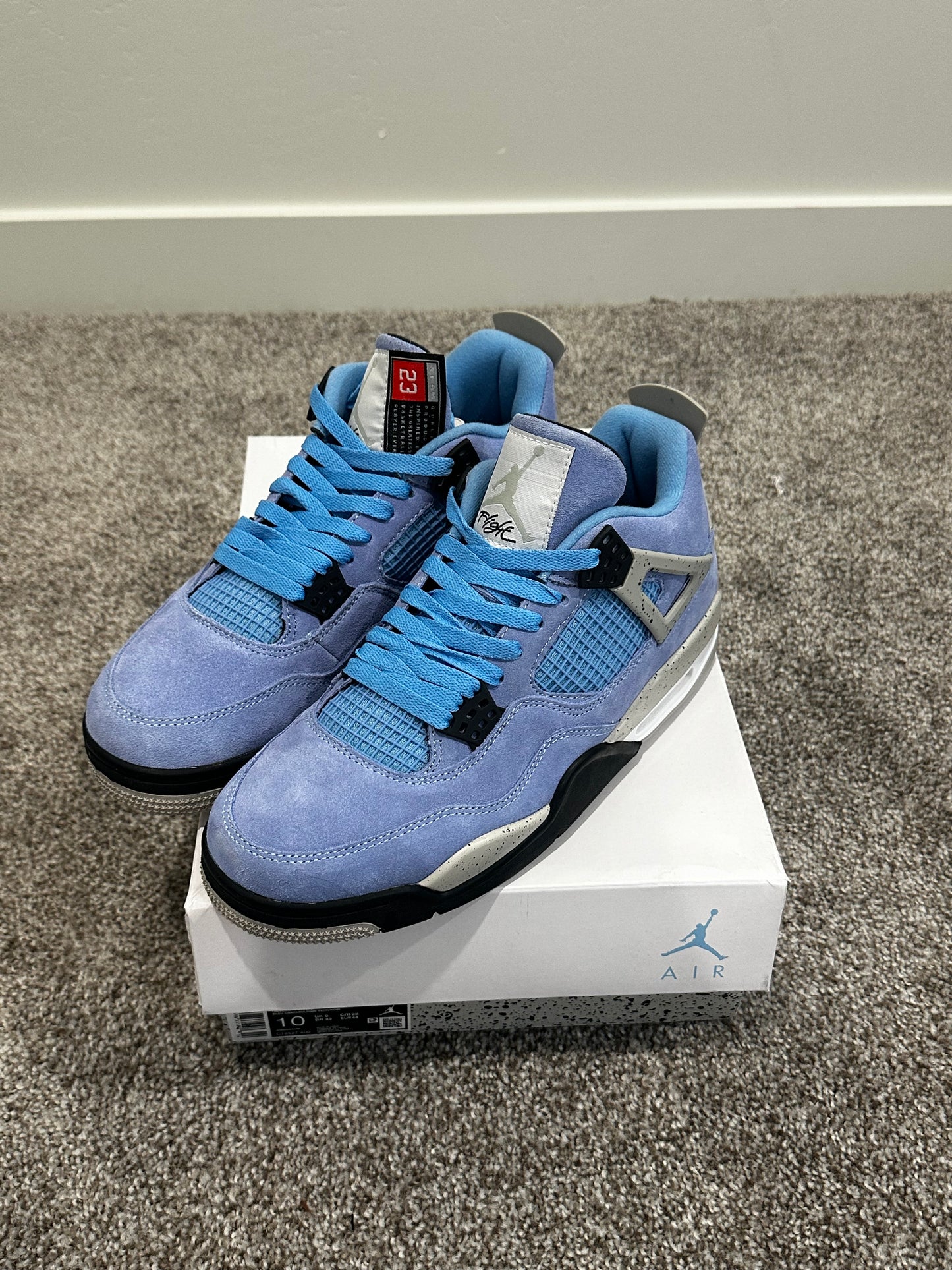 Men’s Blue sneakers size 10