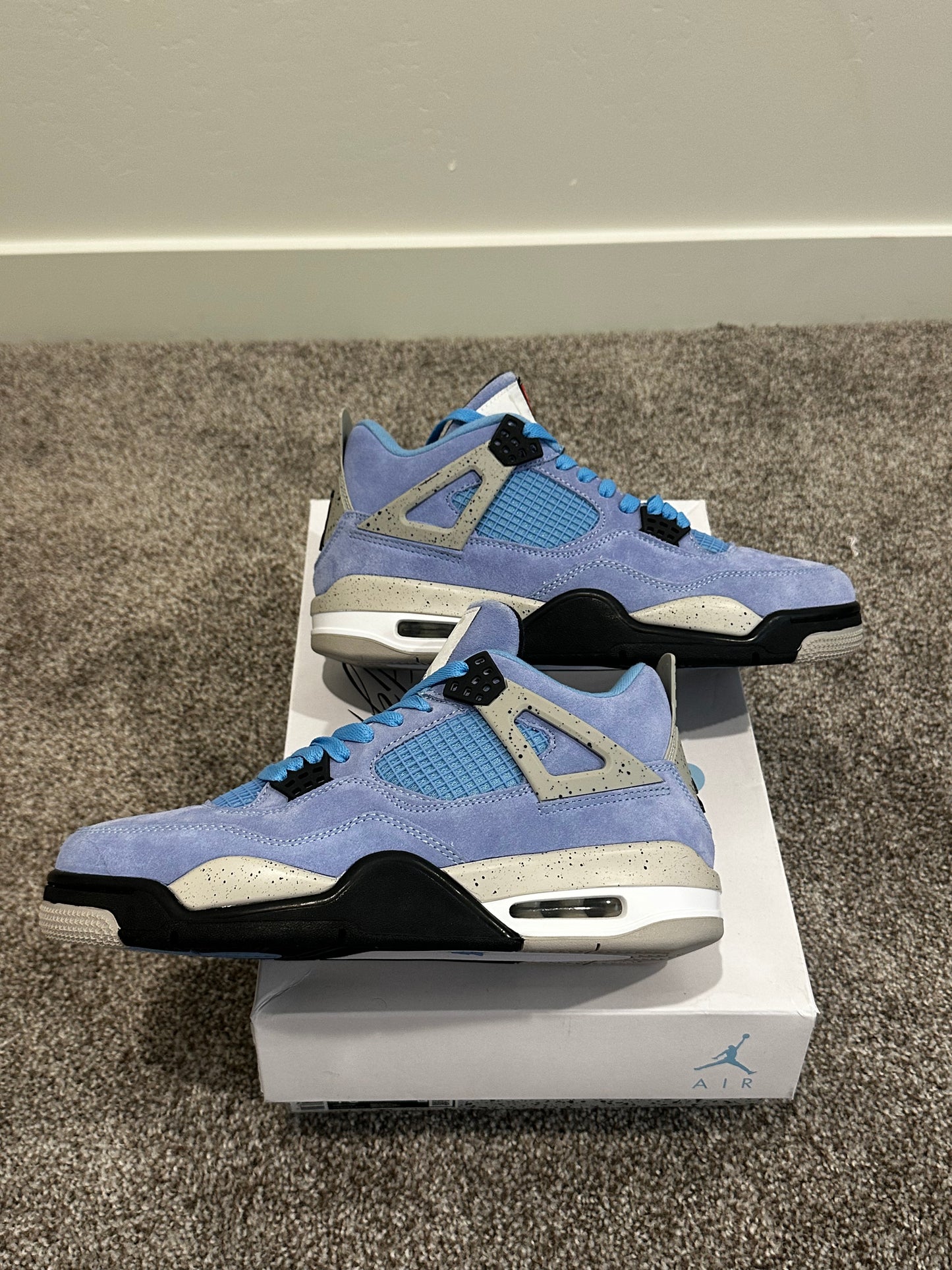 Men’s Blue sneakers size 10