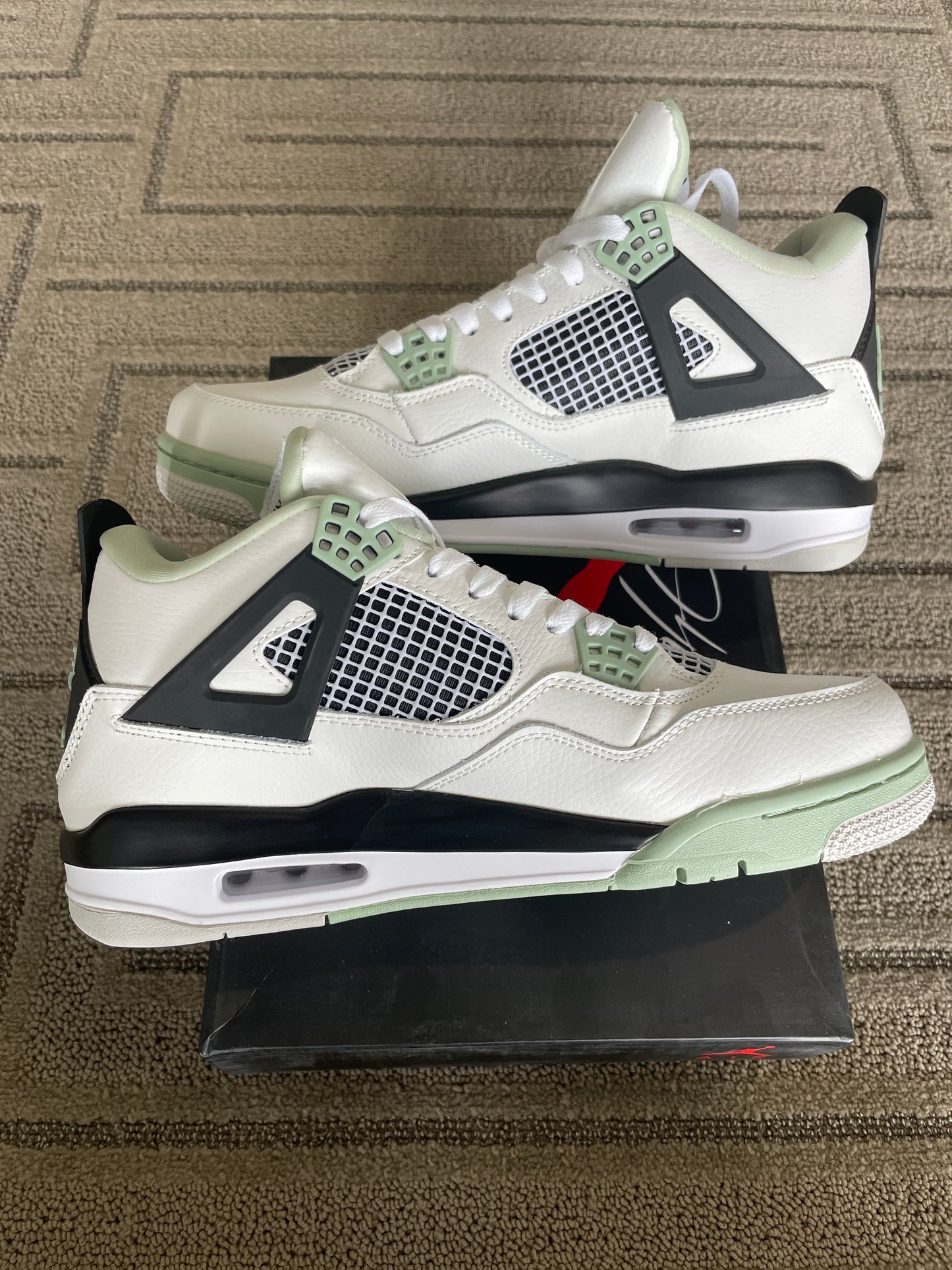 Men’s Seafoam Sneakers size 10