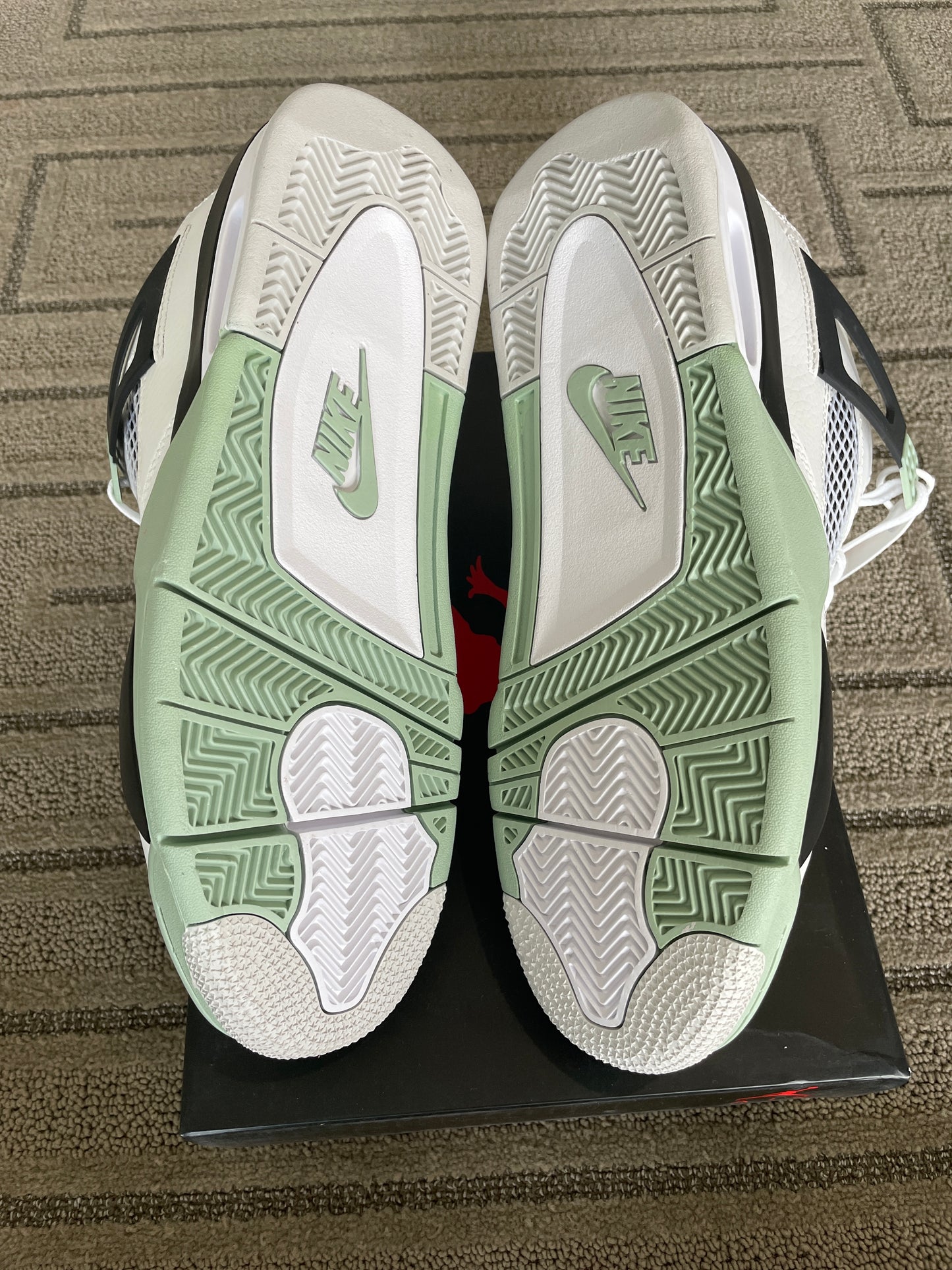 Men’s Seafoam Sneakers size 12
