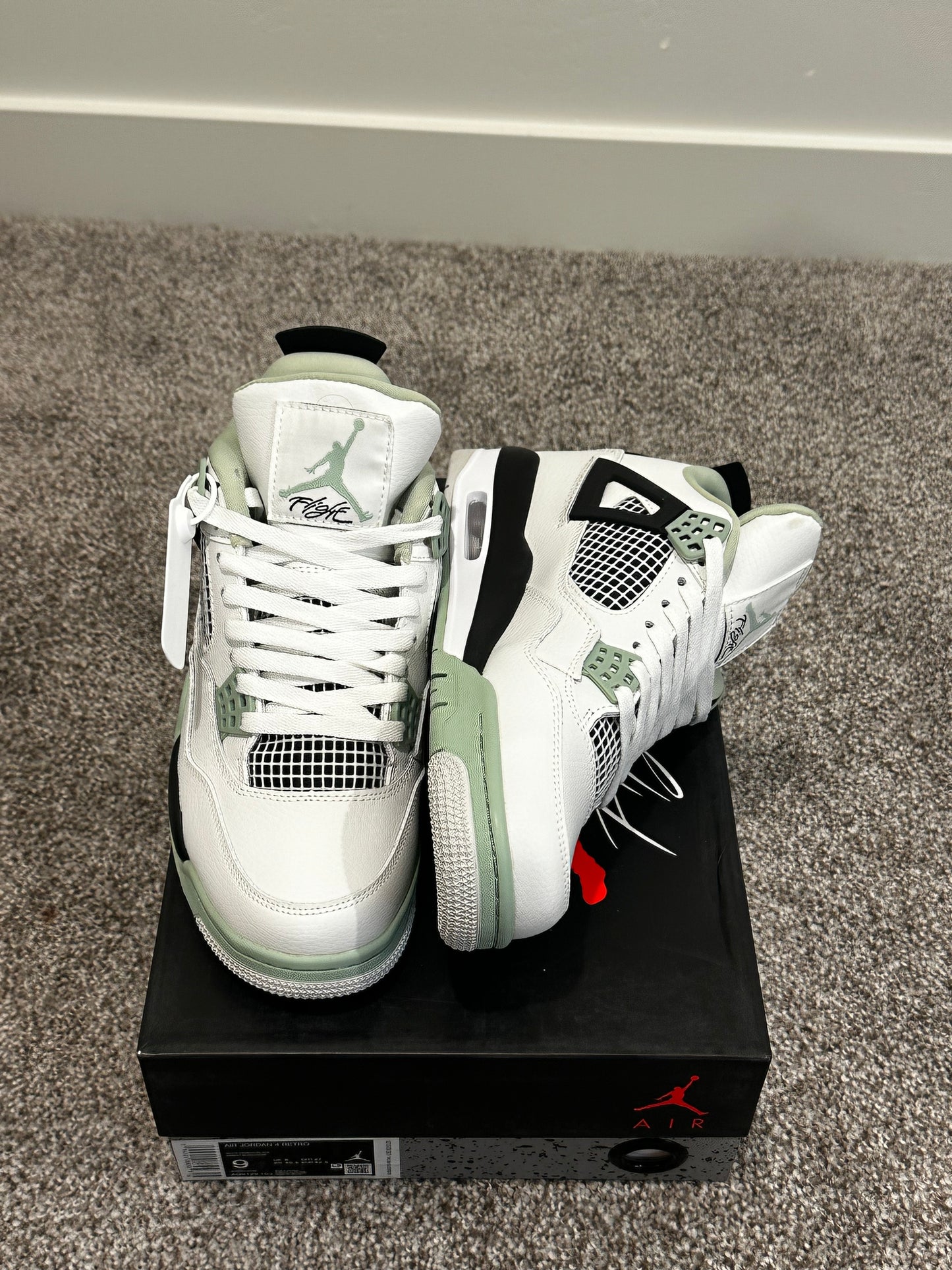 Men’s Seafoam sneakers size 9